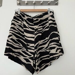 ❤️ H&M Linen Blend Elastic Waistband Pull-On Shorts - Size L